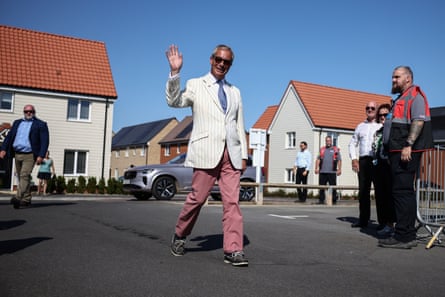 Nigel Farage waving in Clacton