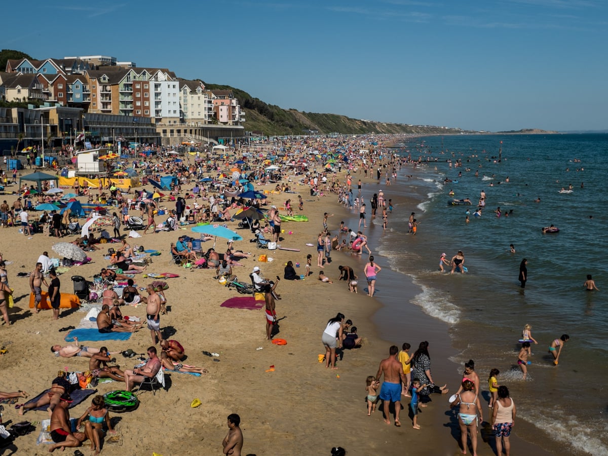 Covid 2020: The Crowded Bournemouth Beach That Looked Like 'Armageddon' 2 How the beach 'super-spreader' myth can inform UK's future Covid response | Coronavirus | The Guardian