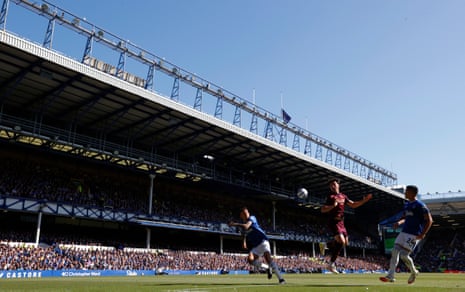 Everton attack the Gwladys Street end during the Premier League match against Ipswich.