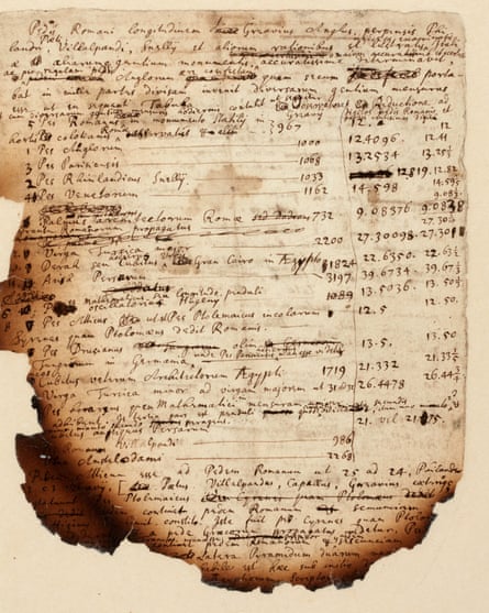 Handwritten notes by Isaac Newton show his investigations into the Egyptian pyramids.