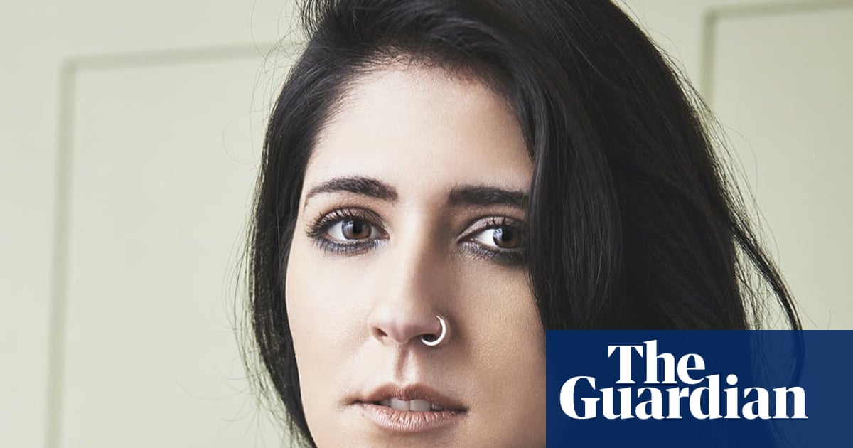 Hekate by Nikita Gill review the ancient Greek goddess works magic in this retelling