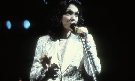 Karen Carpenter singing in New York in 1979.