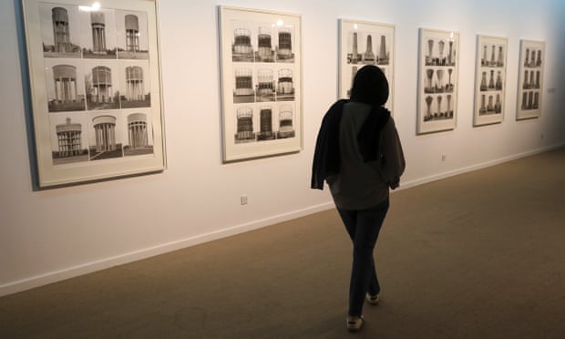 Tahran müzesi, onlarca yıldır saklı kalmış batı sanat şaheserlerini gün yüzüne çıkarıyor | İran 1 Alman sanatçılar Bernd ve Hilla Becher'in eserleri.