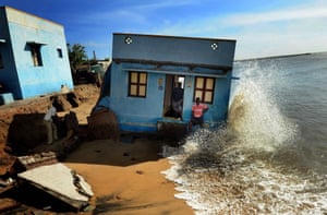 The Atkins built environment award 2016 goes to Indian photojournalist SL Kumar Shanth for ‘Losing Ground to Manmade Disaster’, which depicts the damage being wrought on the coastline at Chennai, the biggest metropolis in southern India, by a combination of man-made and natural forces.