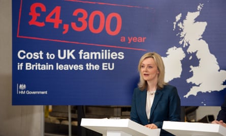 Truss campaigning for Britain to stay in the EU in 2016