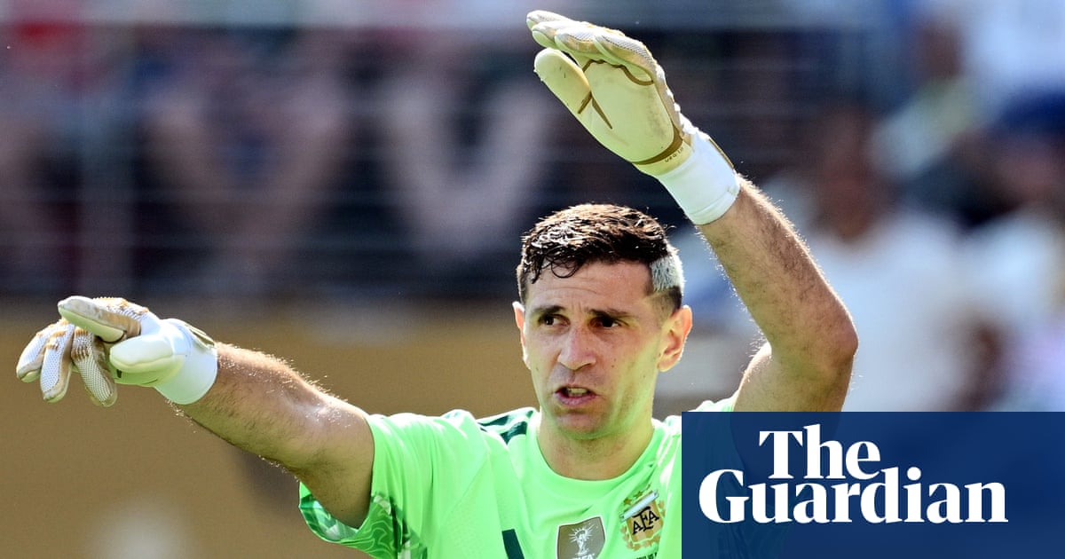 Chelsea in talks with Emiliano Martínez’s camp and braced for Enzo Fernández bid