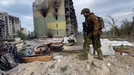 Footage released by Russia purports to show separatist soldiers in Sievierodonetsk – video