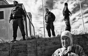 Fernando Del Berro: Cargo Women