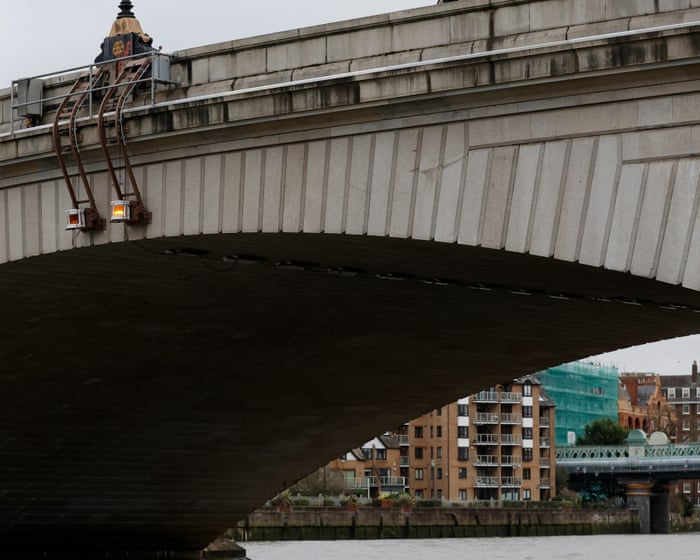Man arrested over 2017 ‘Putney pusher’ incident on south-west London bridge