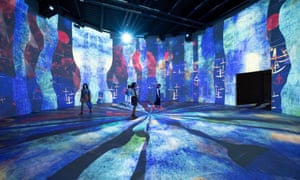 Paul Klee projections at the Bassins