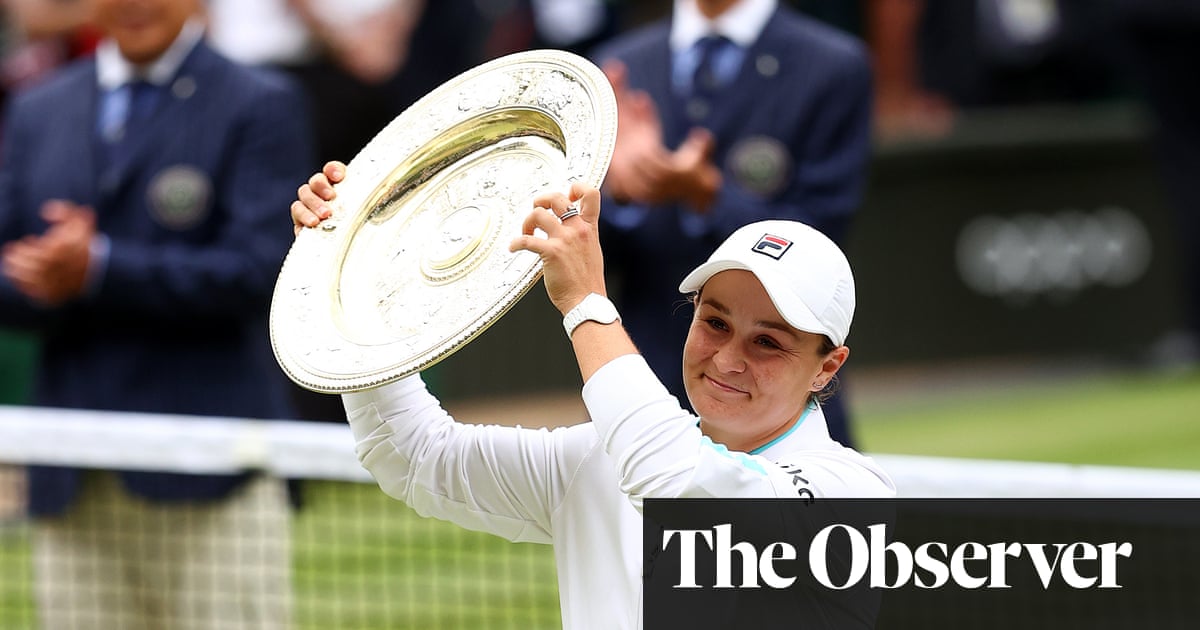 Ashleigh Barty battles past Karolina Pliskova to clinch first Wimbledon title