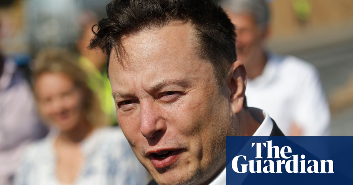Elon Musk sells Tesla shares worth $6.9bn as Twitter trial looms