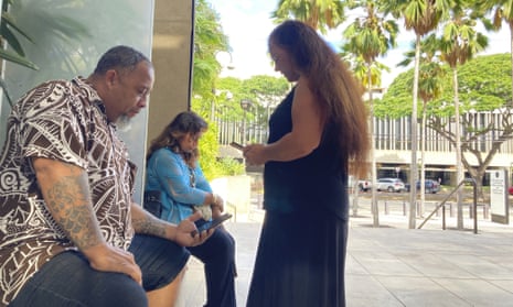 Chico Kaonohi, left, outside the US district court in Honolulu in 2022 after his son was found guilty in the 2014 beating of a white man.
