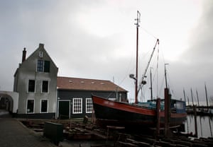 Supercheap auto harbour town Supercheap auto harbour town