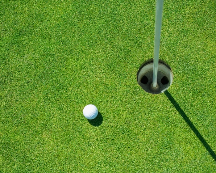 One in 12 golf clubs in England broke water extraction rules in past five years