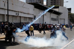 Demonstrators clash with security forces