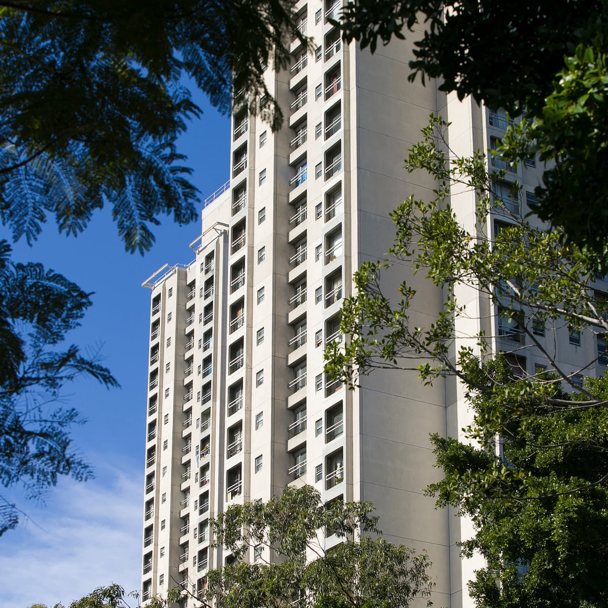 Australia Lost 20 000 Public Housing Units In A Decade Study Finds Housing The Guardian