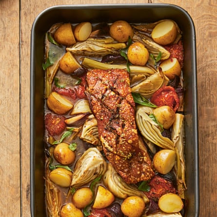 Braised pork with fennel and tomatoes.