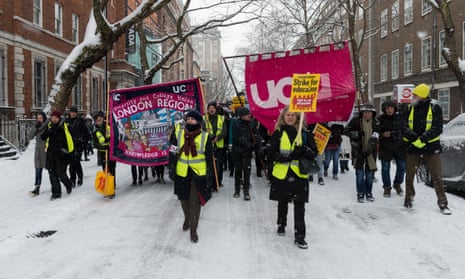 In February 2018, university staff and students marched across central London to support the strike over pensions cuts. 