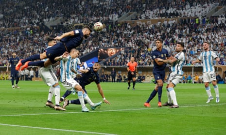 Argentina v France: 2022 World Cup final – live | World Cup 2022 13 Giroud goes high to have a chance for France.