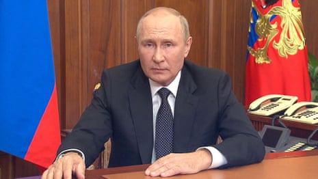 'I'm not bluffing': Putin warns the west over nuclear weapons – video