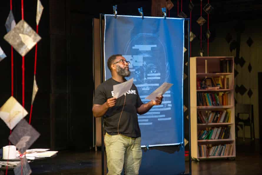 Reginald Dwayne Betts workshops his his piece, “Felon: An American Washi Tale “ in the Wallace Theater at the Lewis Arts complex on August 19, 2021. Photo by Jonathan Sweeney