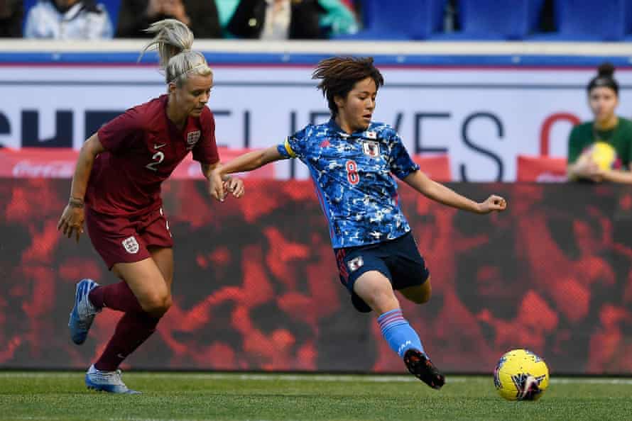 Mana Iwabuchi in action for Japan against England at the 2020 SheBelieves Cup.
