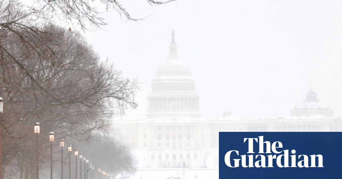 US winter storm leaves seven people dead as more than 1 million lose power