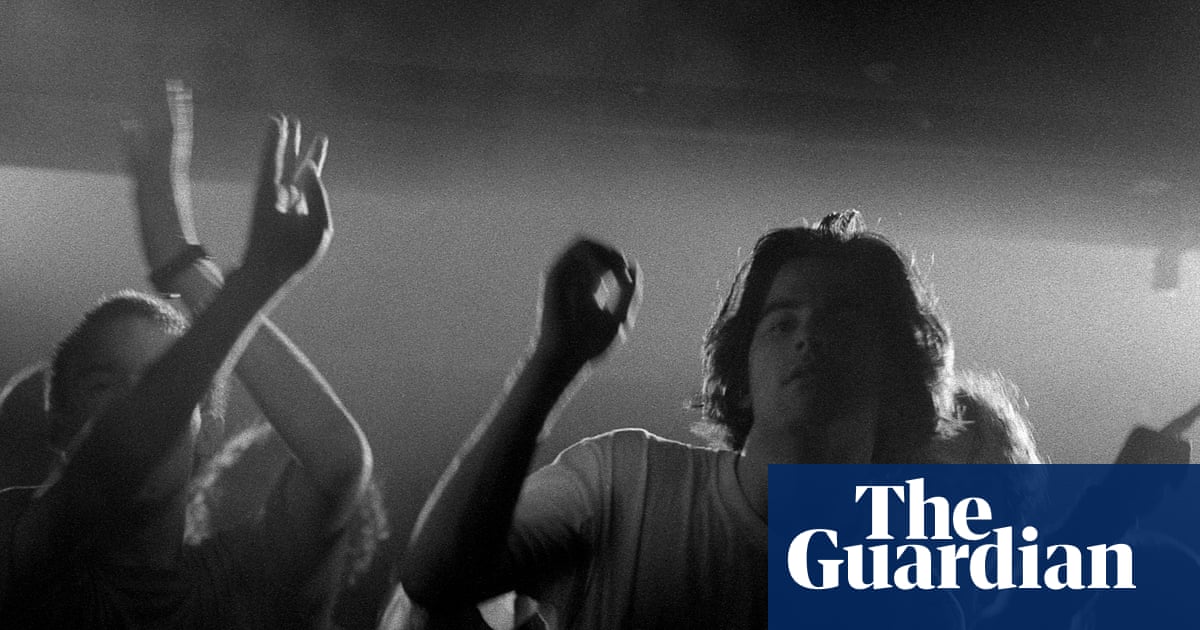 Murder on the dancefloor: are phones, drugs and chatter killing off dancing?