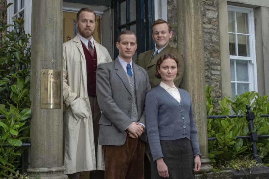 West with Nicholas Ralph, Callum Woodhouse and Anna Madeley in All Creatures Great and Little.