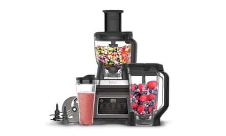 The black Ninja BN800UK Food Processor & Blender with Auto IQ