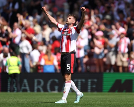 Jack Stephens Tấm Gương Bền Bỉ – Hành Trình Vượt Khó Trong Đội Hình Jack Stephens Tấm Gương Bền Bỉ – Hành Trình Vượt Khó Trong Đội Hình