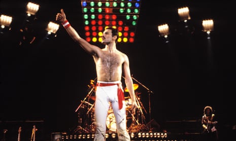 Freddie Mercury on stage in Oakland, California.