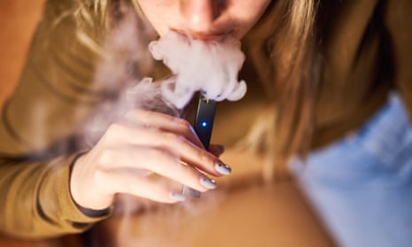 1 pack of cigarettes a week Cigarettes with health warnings could nudge smokers to butt out, researchers say 1 pack of cigarettes a week Cigarettes with health warnings could nudge smokers to butt out, researchers say
