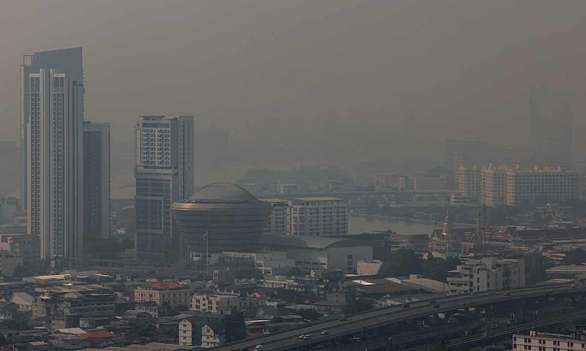 A view of Bangkok with a smoggy sky