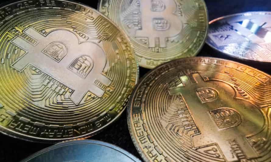 Hundreds of machines more powerful than the
average computer will soon be housed in this
320-acre mining facility in Dickens county,
Texas.