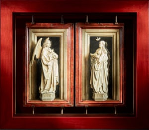 So lifelike … the painting of statues.