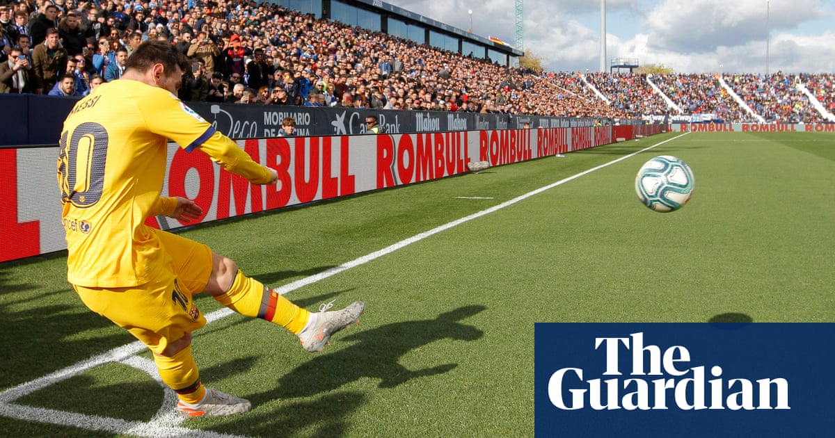 Flawed Dysfunctional Barcelona Are Top Of La Liga But Not Very
