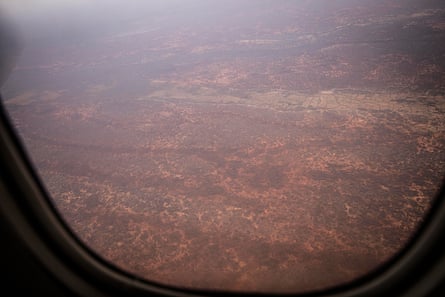 Arid countryside seen through a plane’s wndow