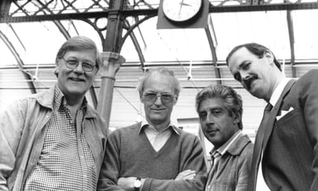 Christopher Morahan, left, with the writer Michael Frayn, producer Michael Codron and actor John Cleese on the set of the film Clockwise in 1986.