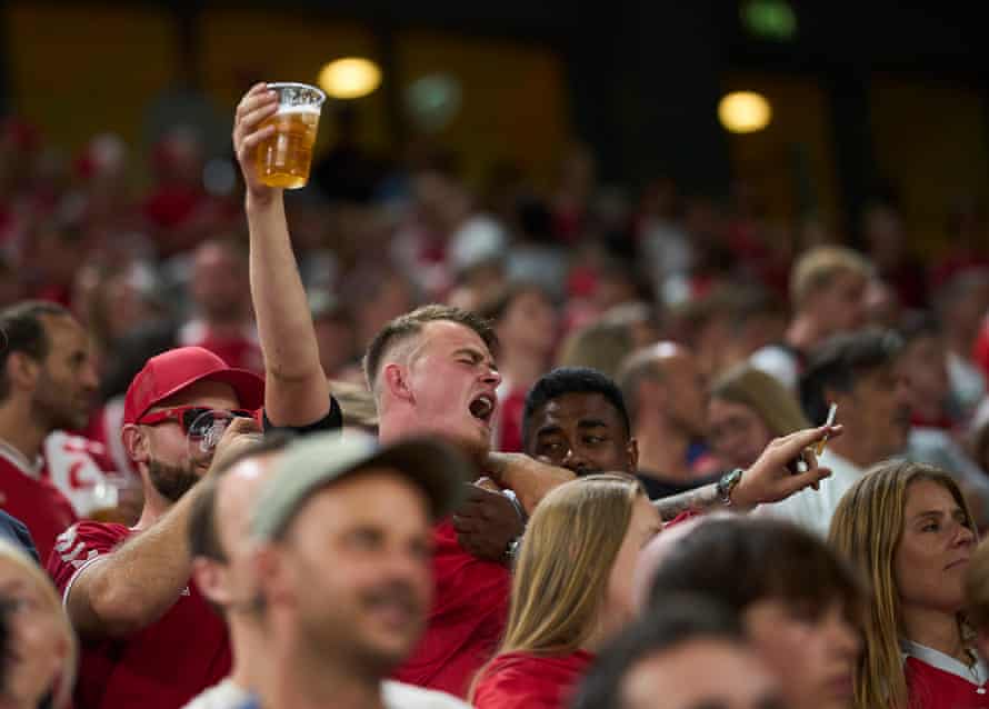 Les supporters ne devraient pas être autorisés à boire de l'alcool dans les stades du Qatar.