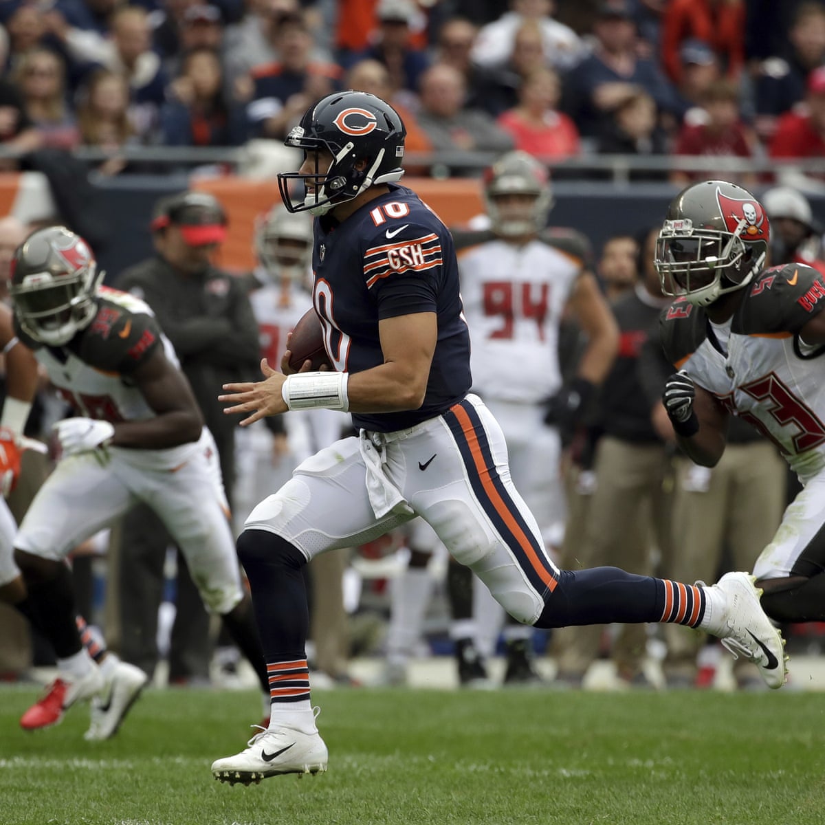 Nfl Round Up Bears Blaze Bucs But Eifert S Horror Injury Mars Bengals Win Nfl The Guardian