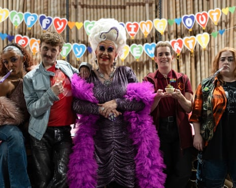 (from left) Alexandra Mardell, Phil Dunning, Mark Benton,Elijah Young and Patsy Lowe in Smoggie Queens.