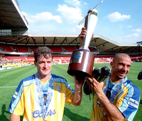 Gianluca Vialli (right) celebrates with Mark Hughes after winning his first trophy as a Chelsea player, August 1996’s Umbro tournament.