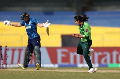 Fatima Sana celebrates after taking the wicket of Nat Sciver-Brunt.