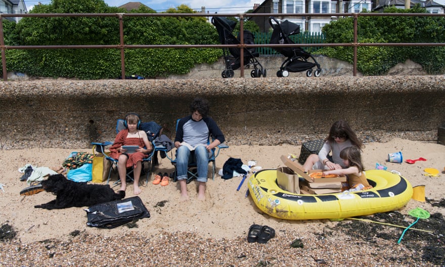 Leigh-on-sea, Essex A typical summer day from left to right: Noah, 10 Raif, 14 Oliva 3 Acacia de Meo (mum od Oliva)