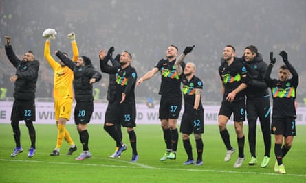 Inter’s players sign off for Christmas after a 1-0 defeat of Torino.