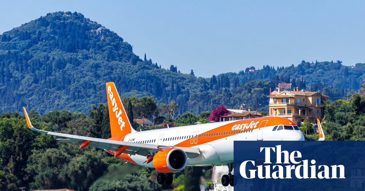EasyJet agrees to £5.7bn takeover by US private equity firm
