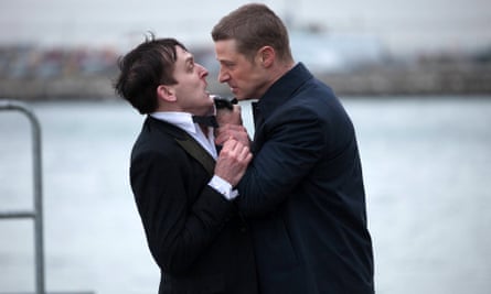 Ben McKenzie Robin Lord Taylor on Gotham.