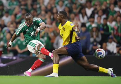 Julian Quinones fires Mexico in front.